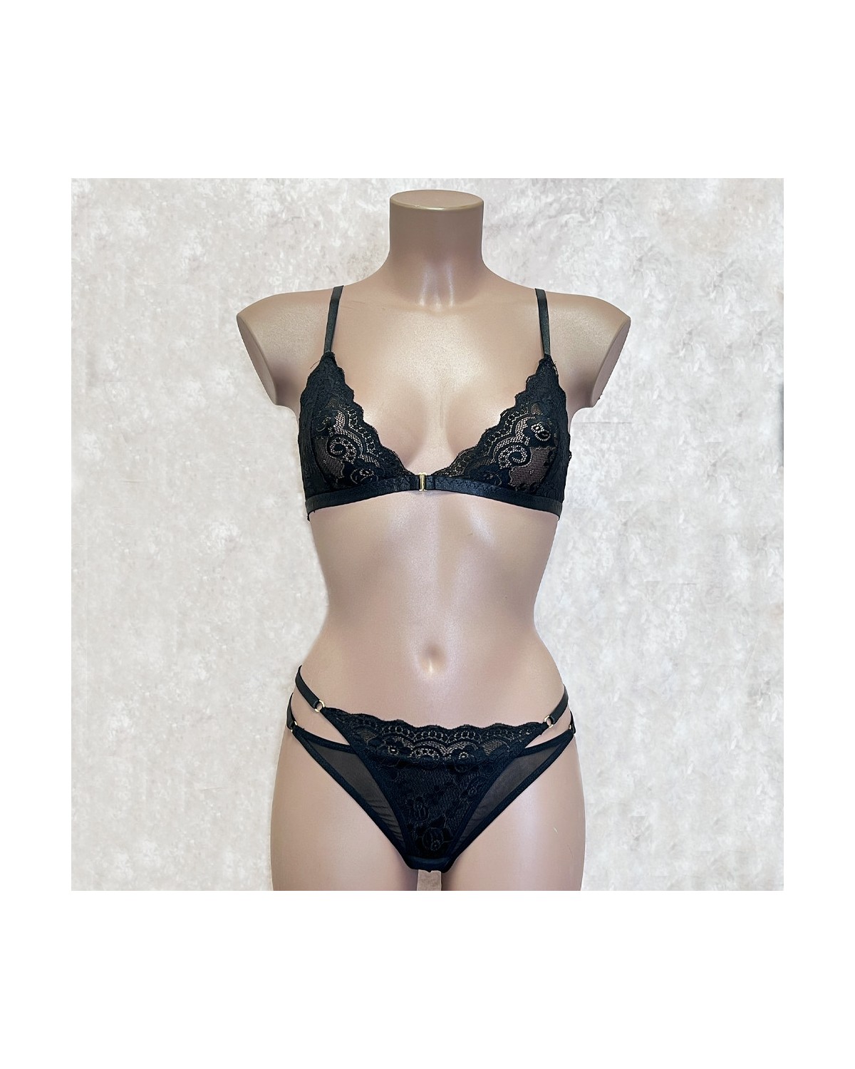 Ensemble_Soutien_Gorge_Triangle_String_Dentelle_Tulle