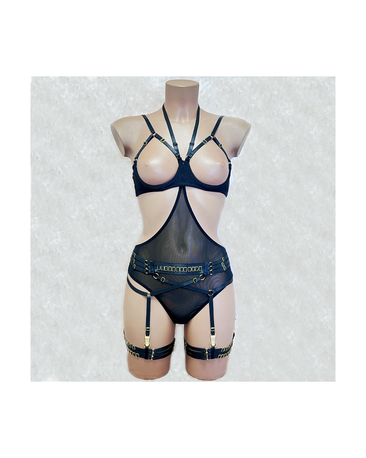 Ensemble_Lingerie_Bondage_5_Pieces