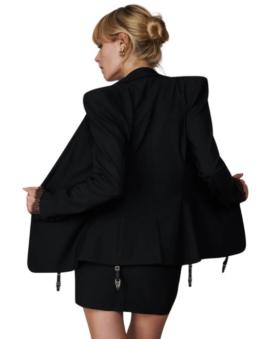 veste-smocking-porte-jarretelles-le-vestiaire-noir-maison-close