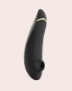 womanizer-premium-deux-noir-cote-droit