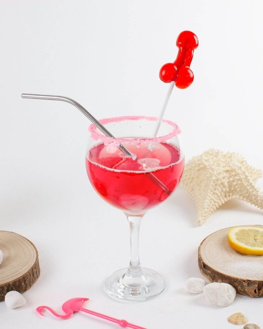 sucette-penis-vulve-gout-cocktail-alcool-secret-play-daiquiri-fraise